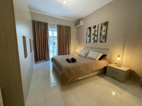 Verdi Apartment - Spacious Modern Apartment, close to Valletta